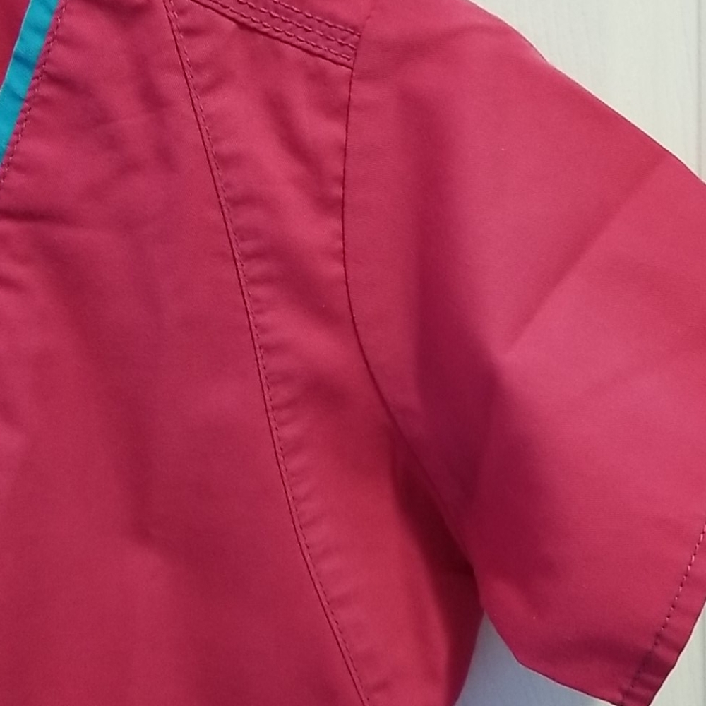 Scrub top - Picture 3 of 5
